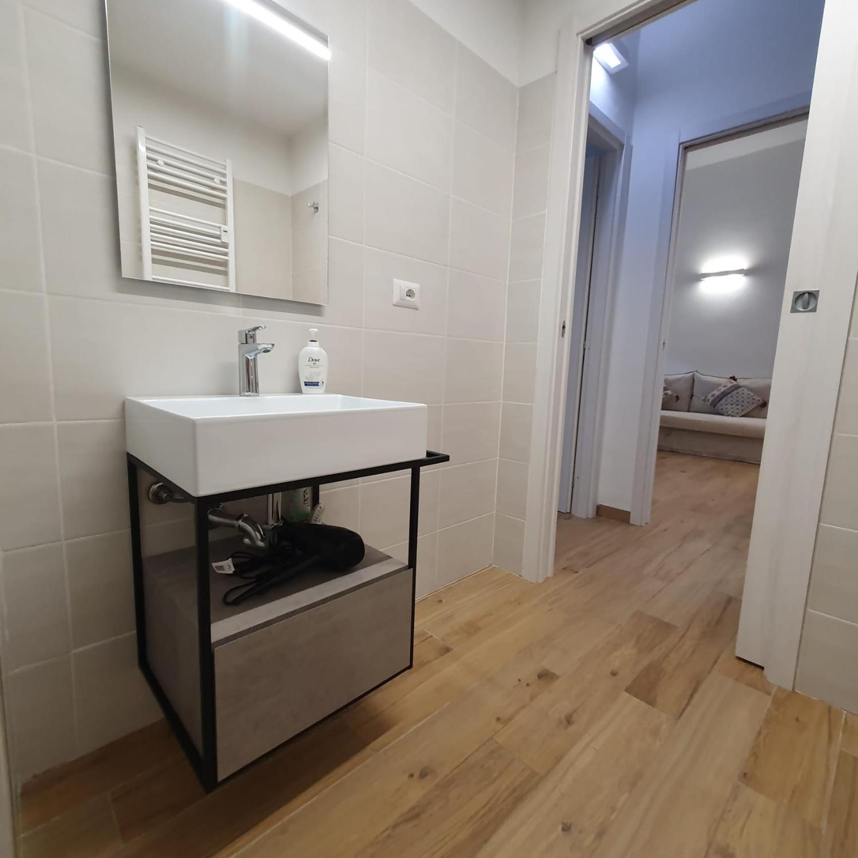 Bnbutler - Grasselli, 8 - Comfy And Newly Renovated Apartment Milan Exterior photo
